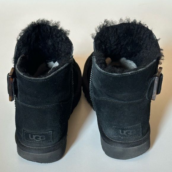 Authentic Ugg Classic Mini Bailey Side Buckle Boots - Picture 7 of 16